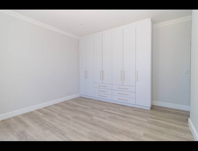 3 BEDROOM HOUSE FOR SALE IN SANDOWN